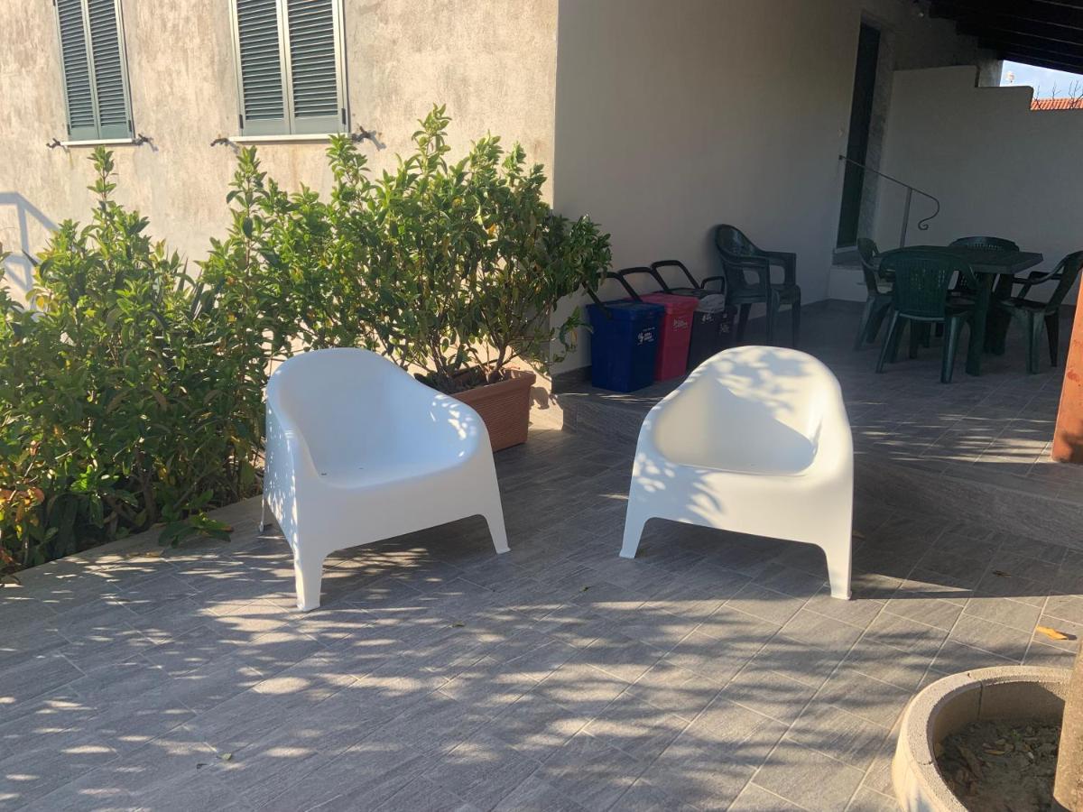 Edoardo E Franca Apartment Minturno Bagian luar foto