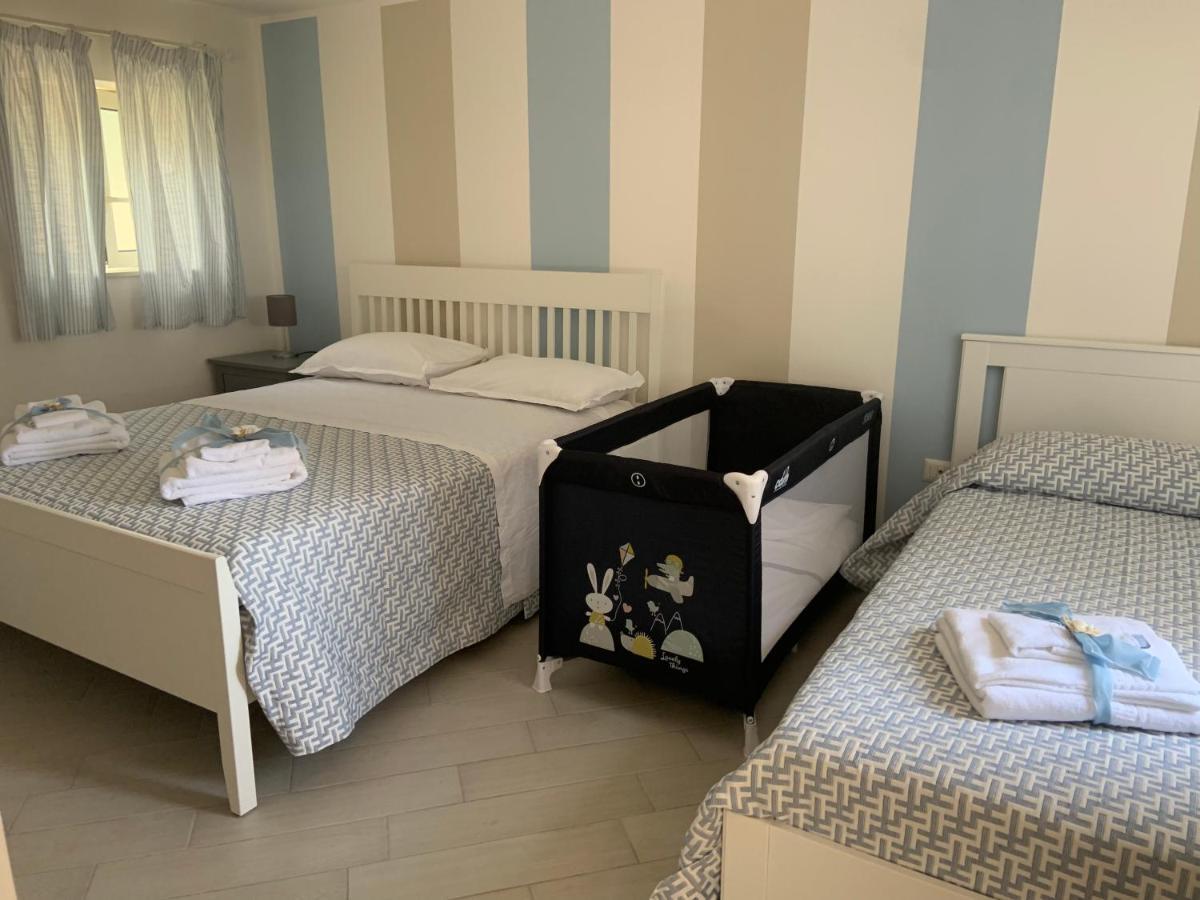 Edoardo E Franca Apartment Minturno Bagian luar foto