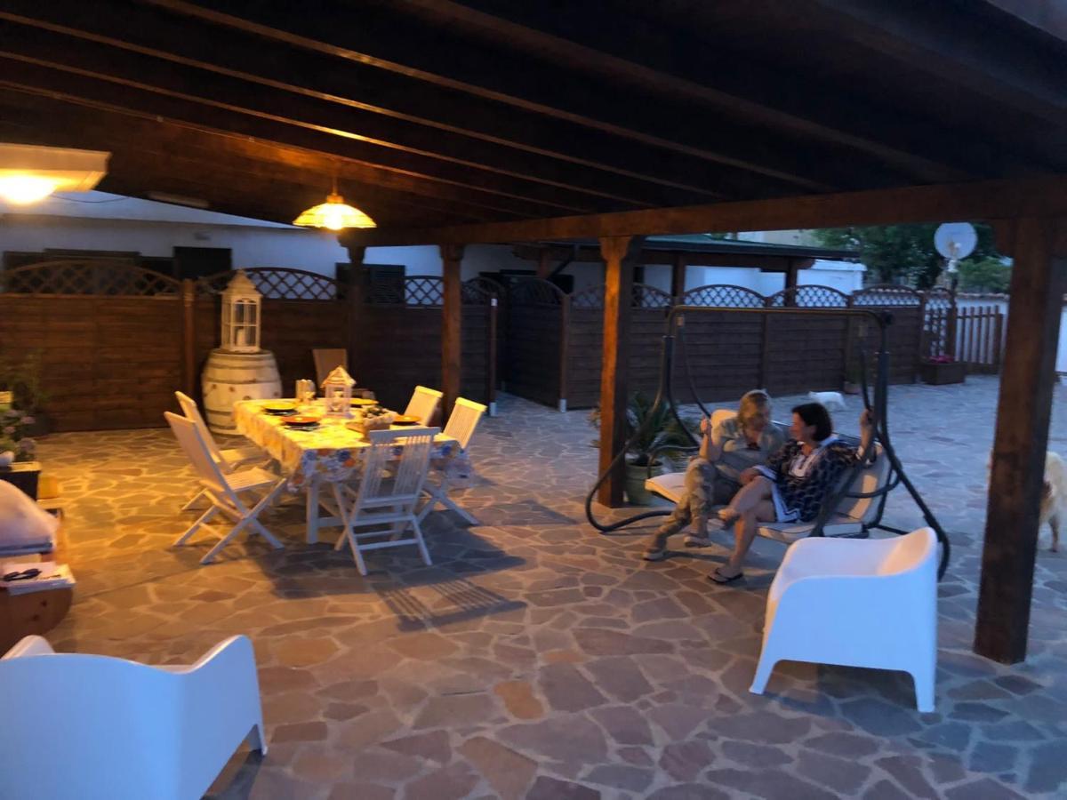 Edoardo E Franca Apartment Minturno Bagian luar foto